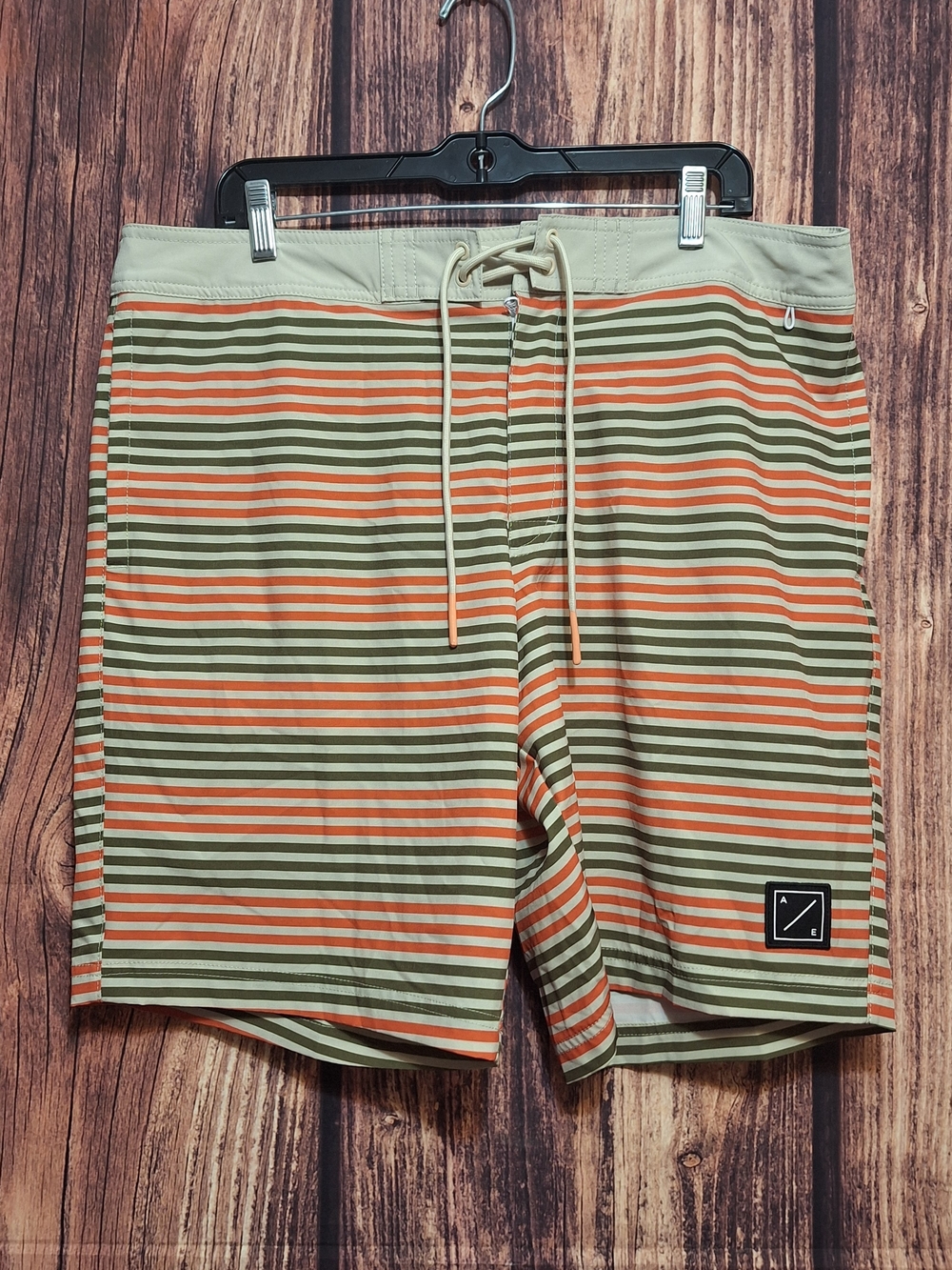 American Eagle Mens Orange And Green  Boardshorts Size Large